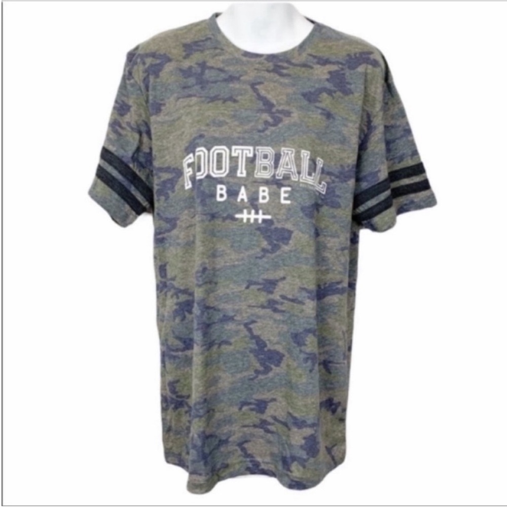 SOUTHERN BLISS CO camo Football Babe t-shirt XXL